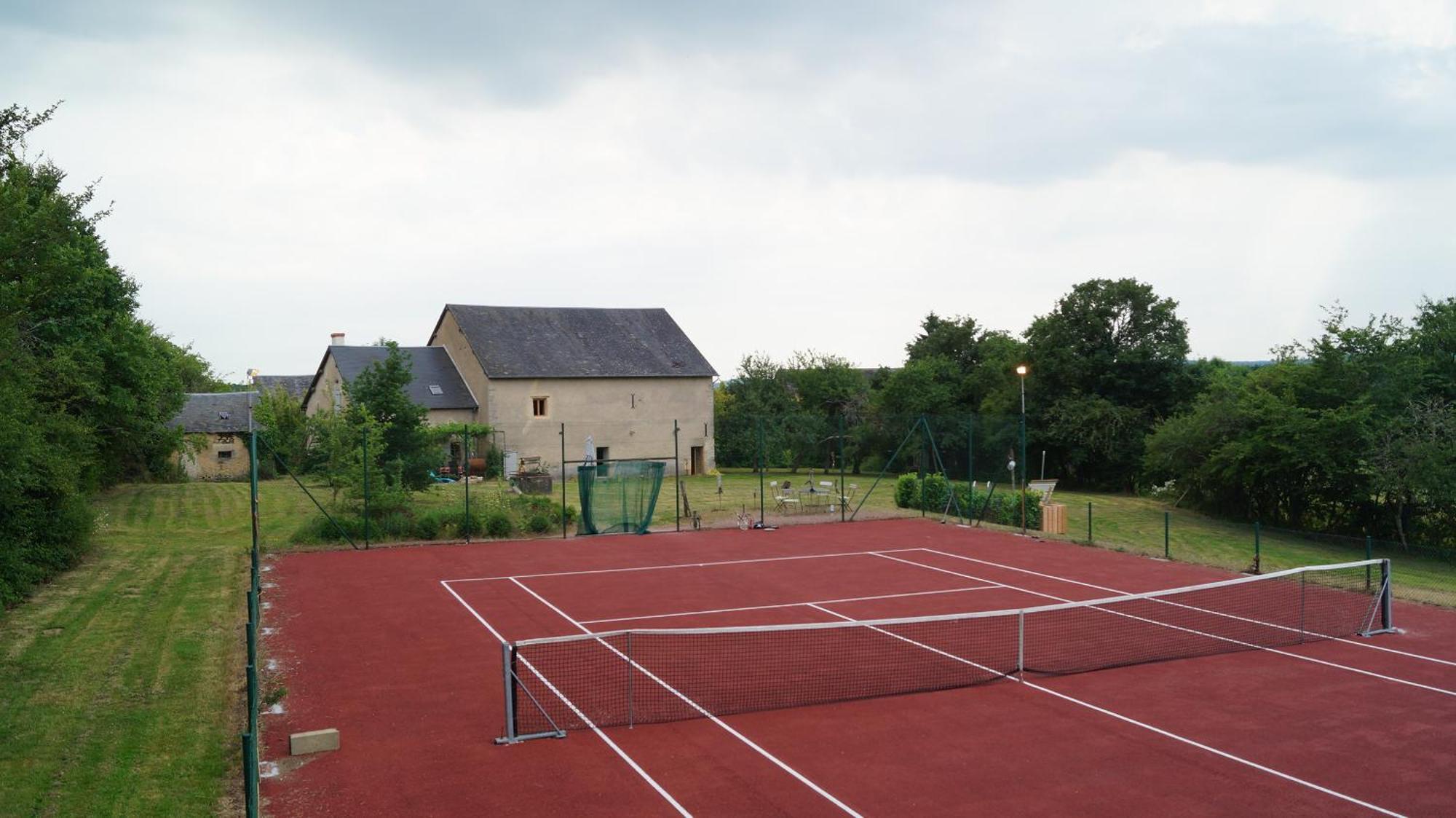 La Vache Tennis Prive Crux-la-Ville Dış mekan fotoğraf