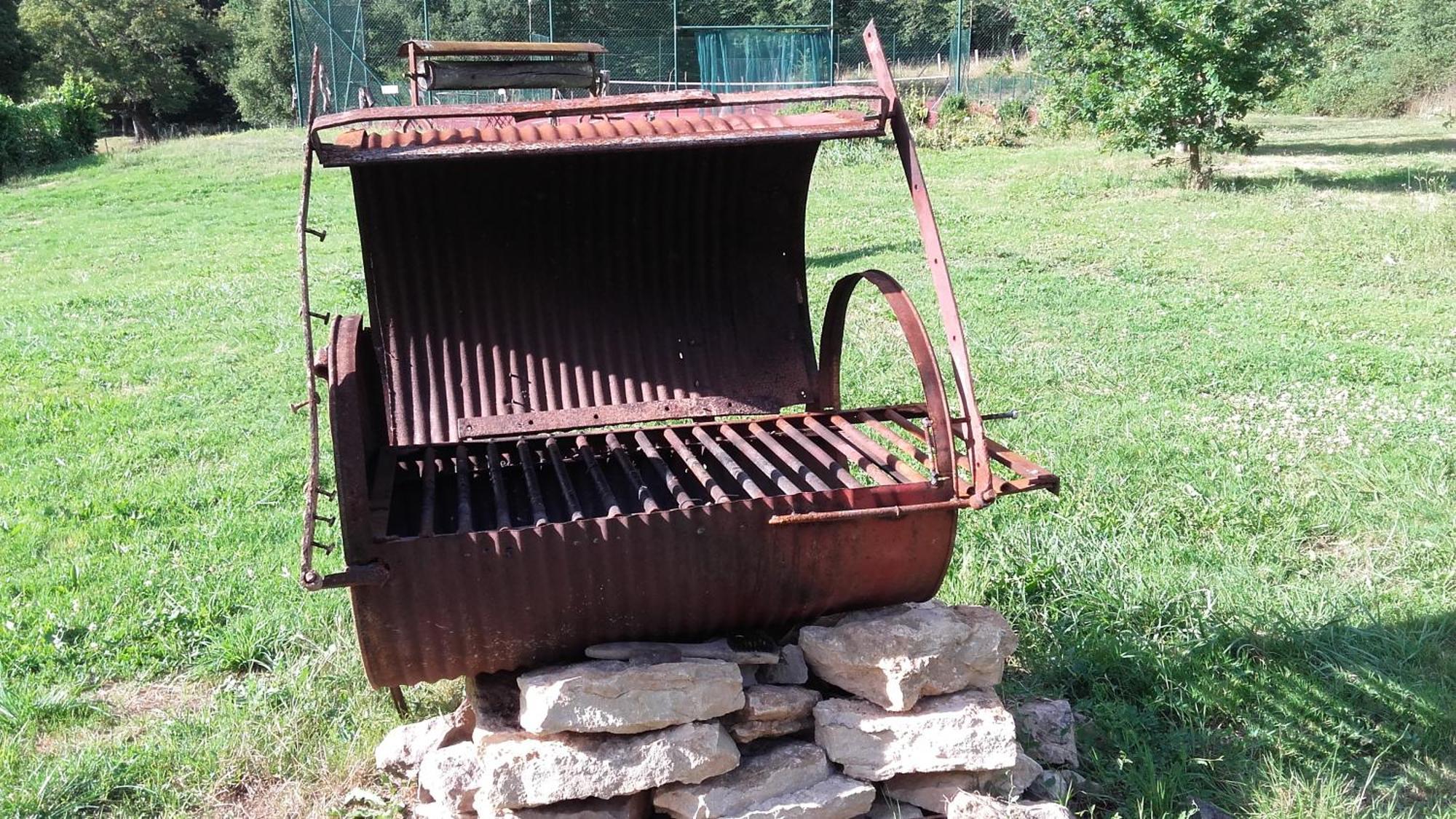 La Vache Tennis Prive Crux-la-Ville Dış mekan fotoğraf