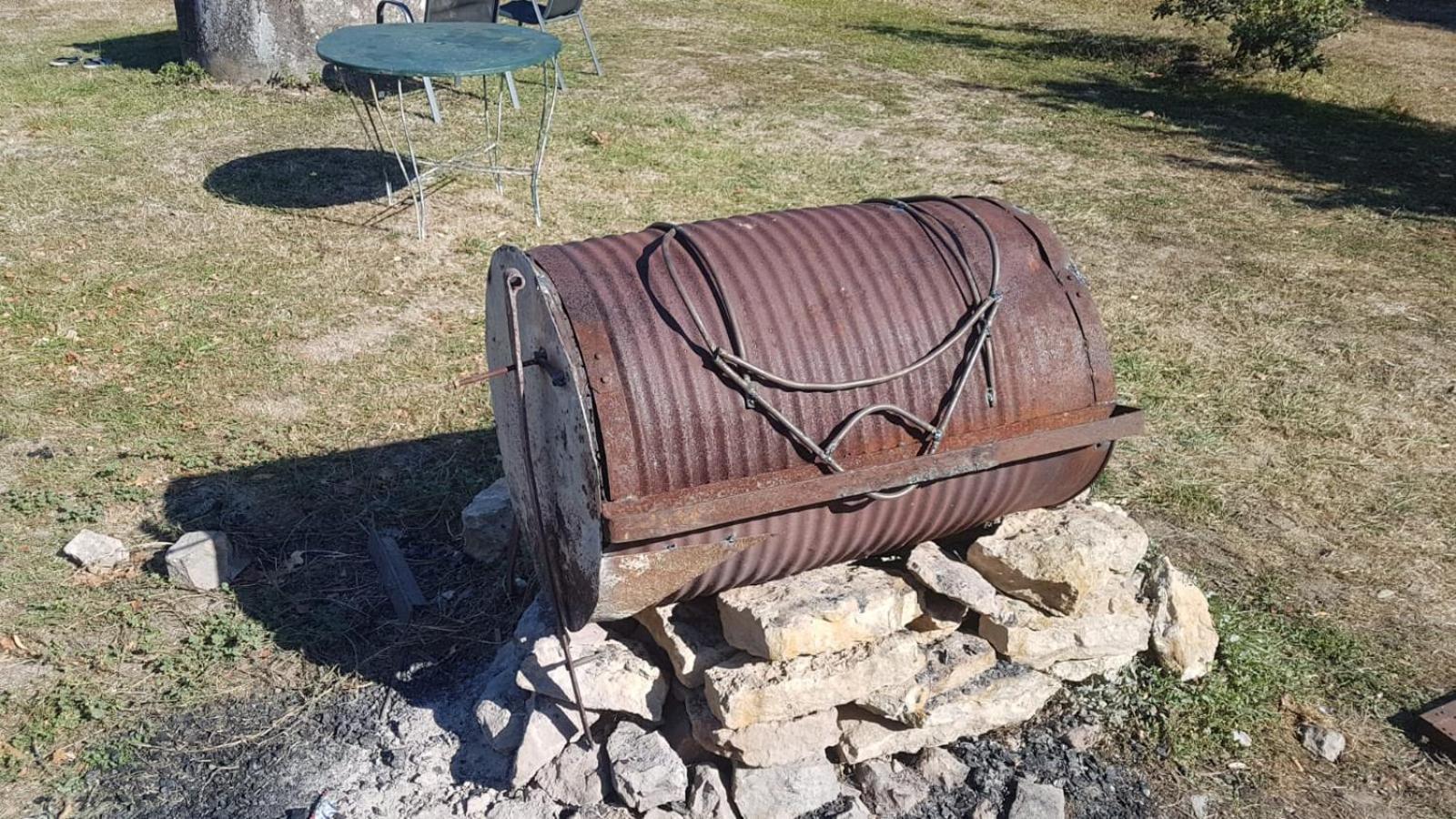 La Vache Tennis Prive Crux-la-Ville Dış mekan fotoğraf